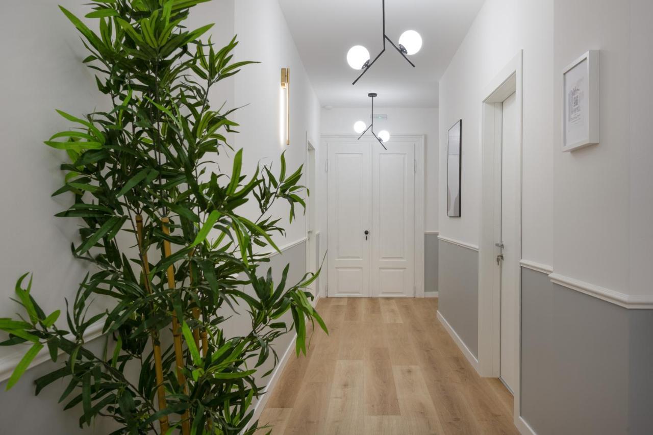 Trieste Chic Studio: Historic Elegance Екстериор снимка